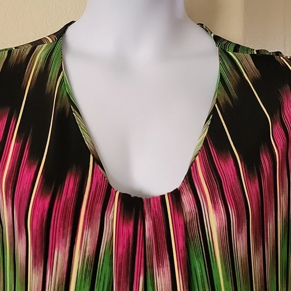 DANA BUCHMAN Cap Sleeve Gathered V Neck Front Dress Pink Green Black Sz M